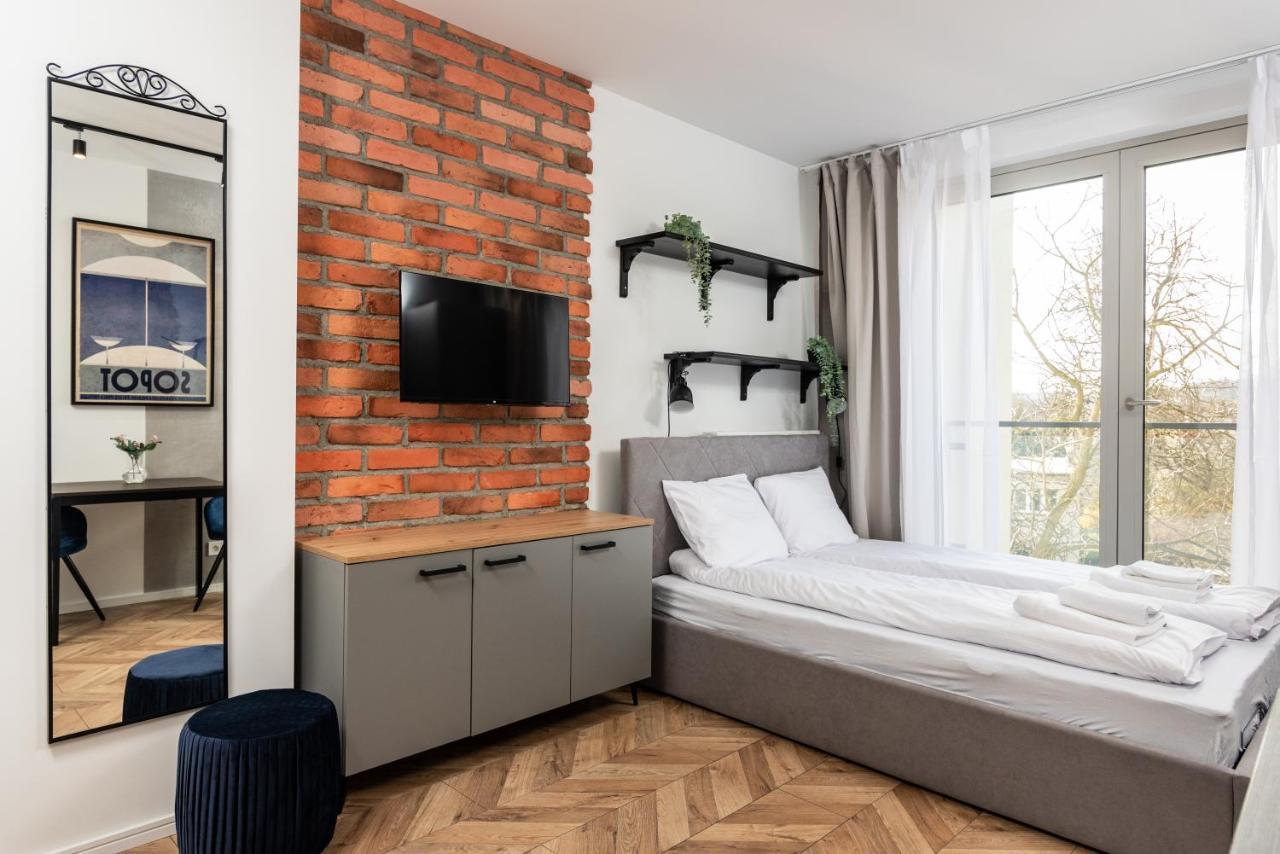 Apartamenty Na Debnikach - By Upstairs Краков Экстерьер фото